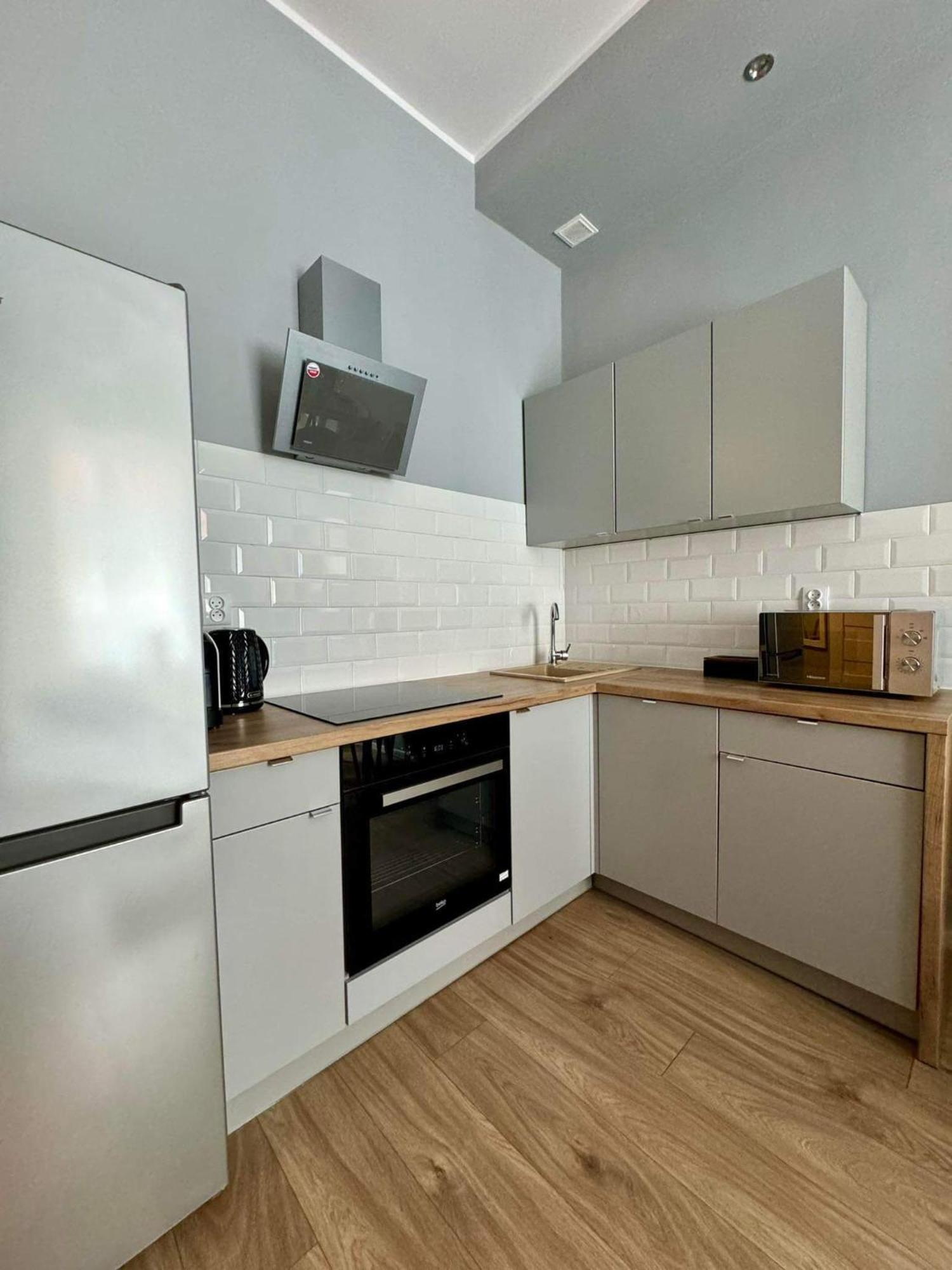 Apartament Filmowy วาลบ์จิก ภายนอก รูปภาพ